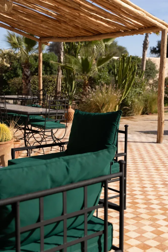 Espace de vie élégant dans une villa familiale à Essaouira