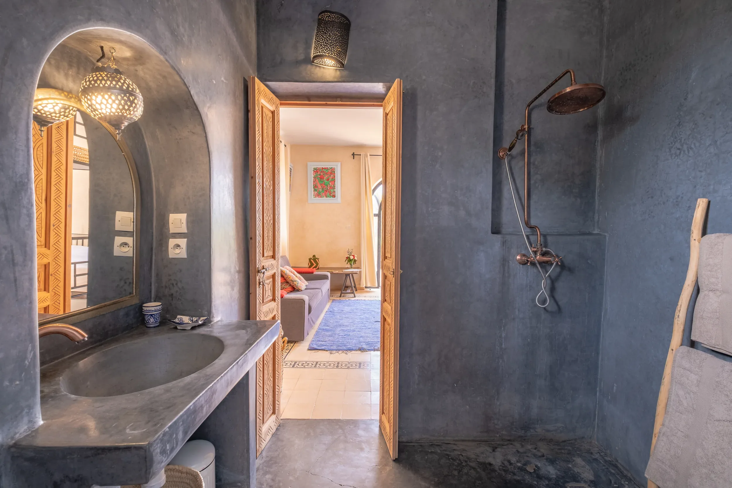 Rez-de-chaussée de la villa Aruba Essaouira avec espaces de vie
